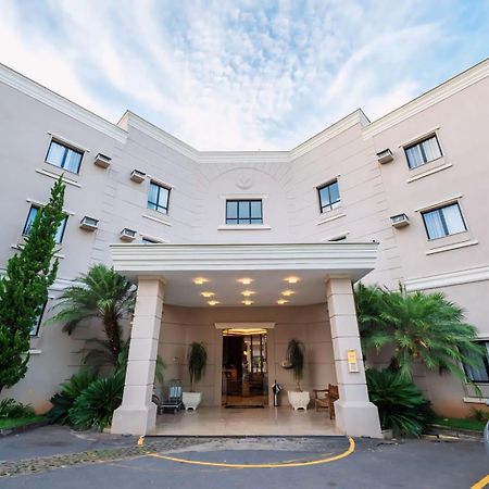 Class Hotel Varginha Exterior foto